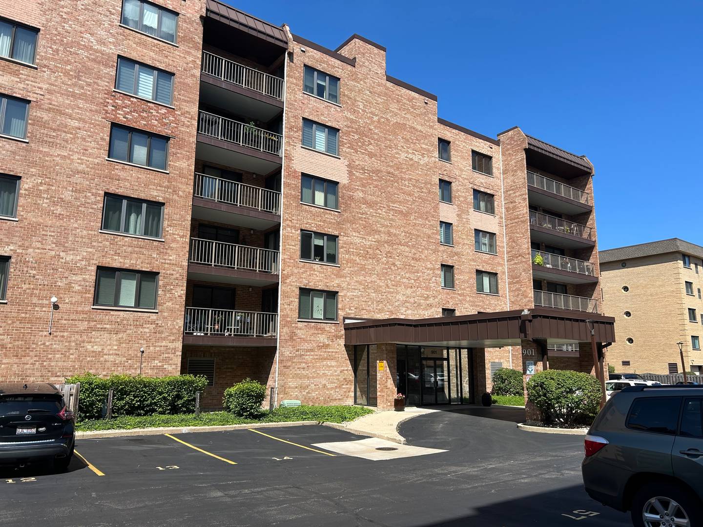 901-center-st-a409-des-plaines-il-60016/hzid_f610c875