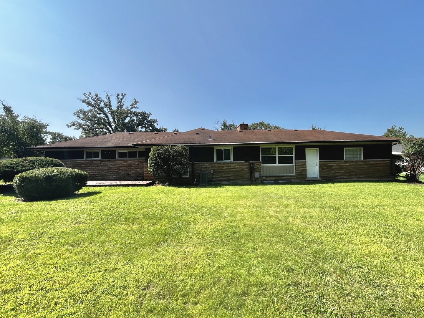 Photo 23 of Single family home for sale at 2543 Oakwood Dr, Olympia Fields, IL 60461 | MLS# 12724615 | Listing updated on 2026-09-24