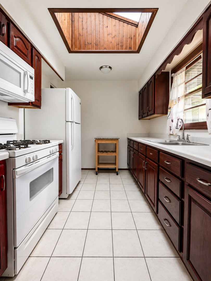 Photo 3 of Single family home for sale at 2295 177th Street, Lansing, IL 60438 | MLS# 12725851 | Listing updated on 2026-09-24