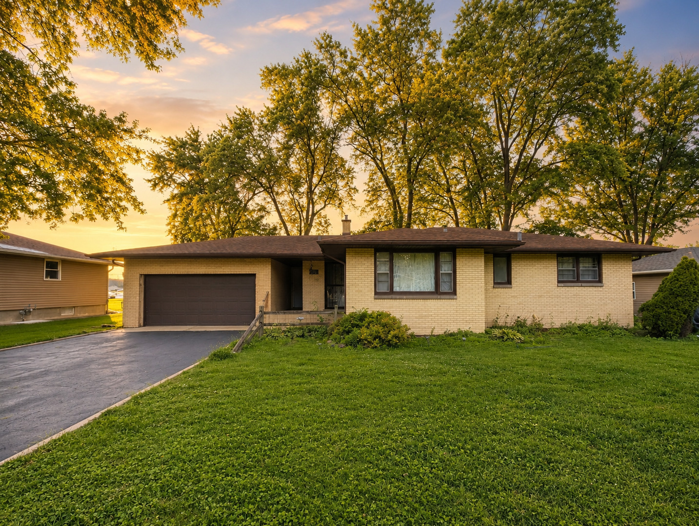 Photo 1 of Single family home for sale at 2295 177th Street, Lansing, IL 60438 | MLS# 12725851 | Listing updated on 2026-09-24