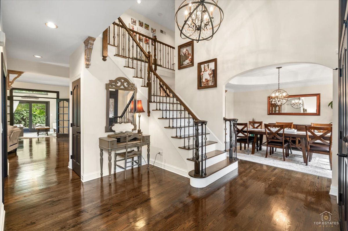 Photo 3 of Single family home for sale at 1590 Eagle Ridge Dr, Antioch, IL 60002 | MLS# 12730113 | Listing updated on 2026-09-24
