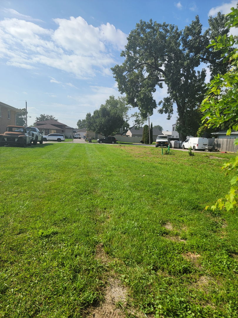 Photo 3 of Land for sale at 834 E 152nd Street, Phoenix, IL 60426 | MLS# 12731958 | Listing updated on 2026-09-21