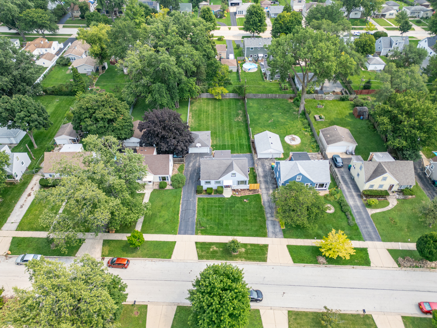 Photo 3 of Single family home for sale at 639 N Edgewood Ave, Lombard, IL 60148 | MLS# 12732752 | Listing updated on 2026-09-24