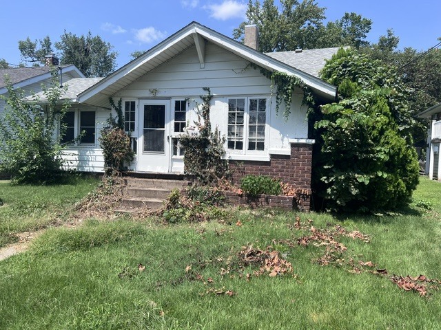 Photo 1 of Single family home for sale at 808 W College St, Carbondale, IL 62901 | MLS# 12733584 | Listing updated on 2026-09-24