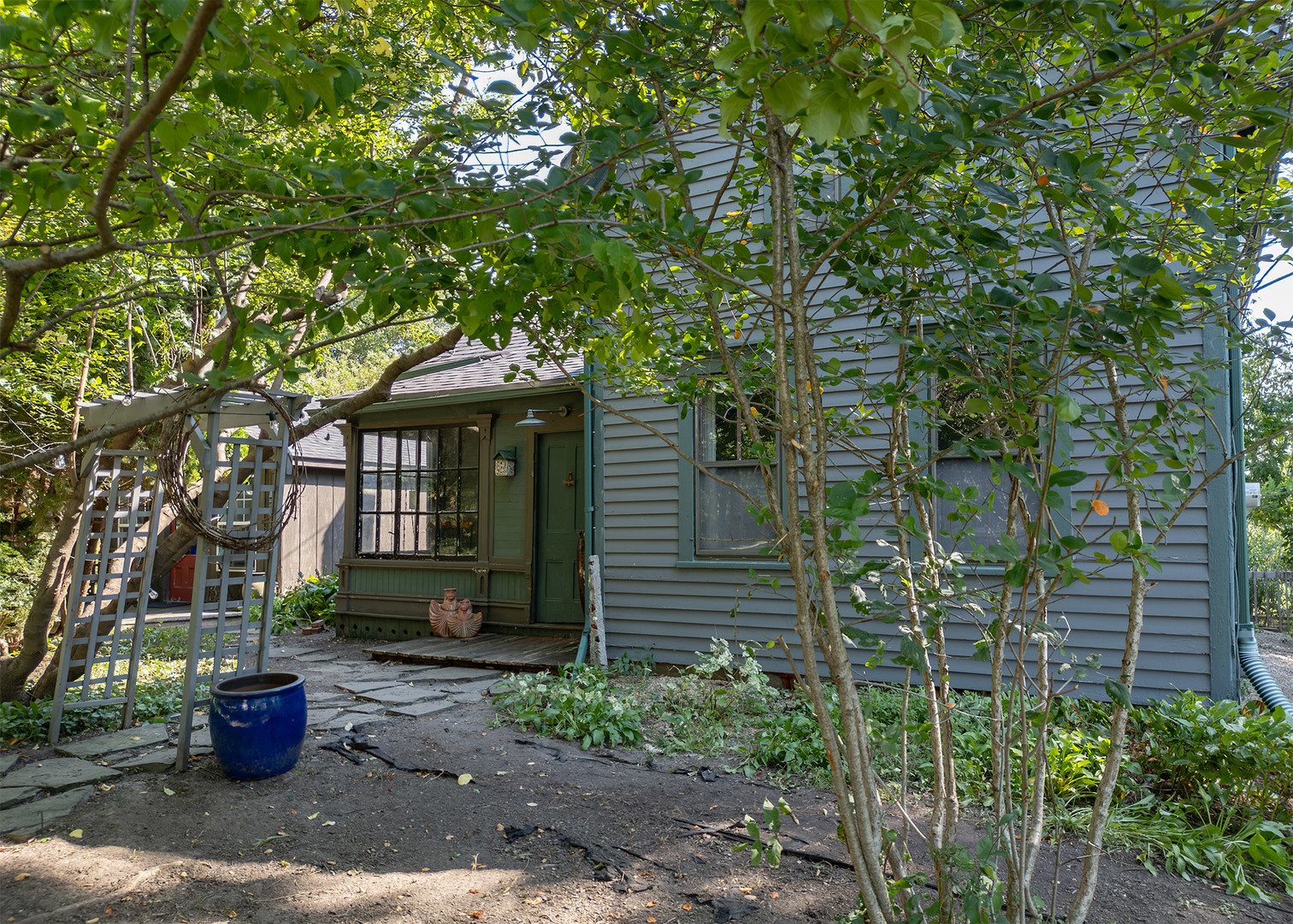 Photo 2 of Single family home for sale at 409 N Erickson St, Bishop Hill, IL 61419 | MLS# 12749551 | Listing updated on 2026-09-24
