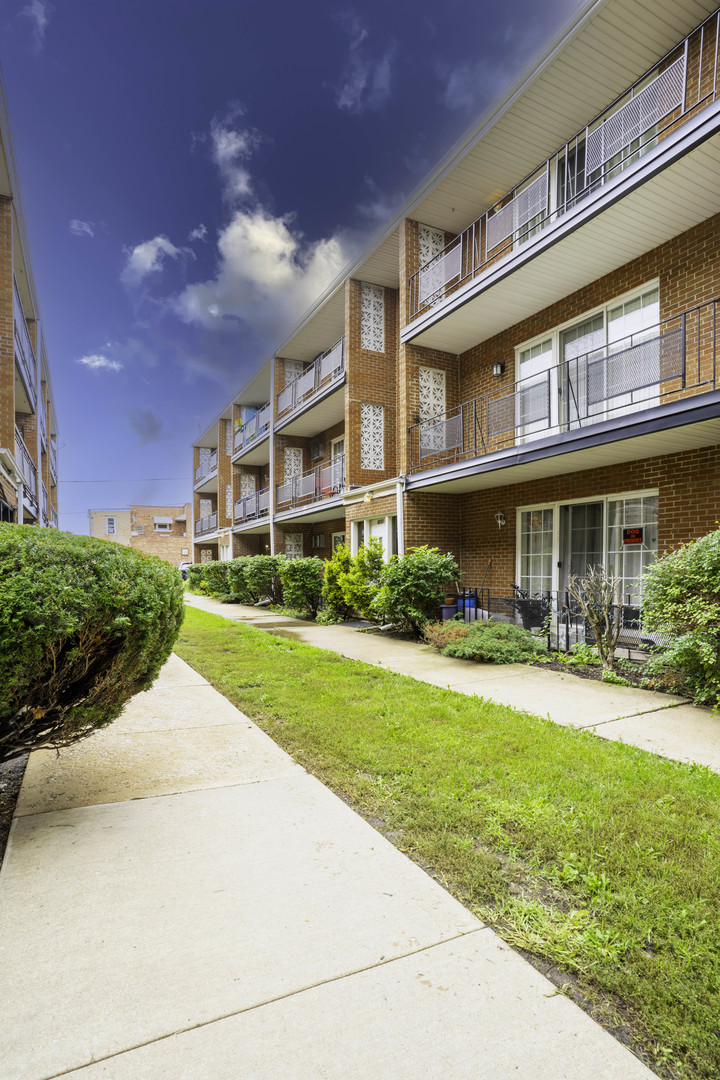 Photo 1 of Condo for sale at 6255 S Mason St #1C, Chicago, IL 60638 | MLS# 12750252 | Listing updated on 2026-09-24