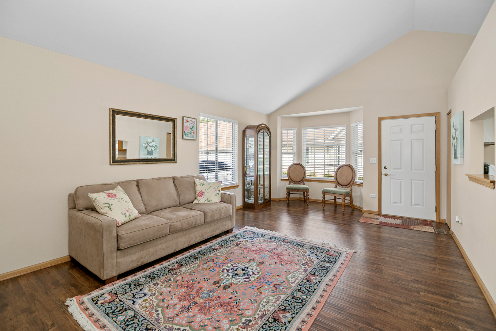 Photo 3 of Townhouse for sale at 1880 Willow Cir Dr, Crest Hill, IL 60403 | MLS# 12750294 | Listing updated on 2026-09-24