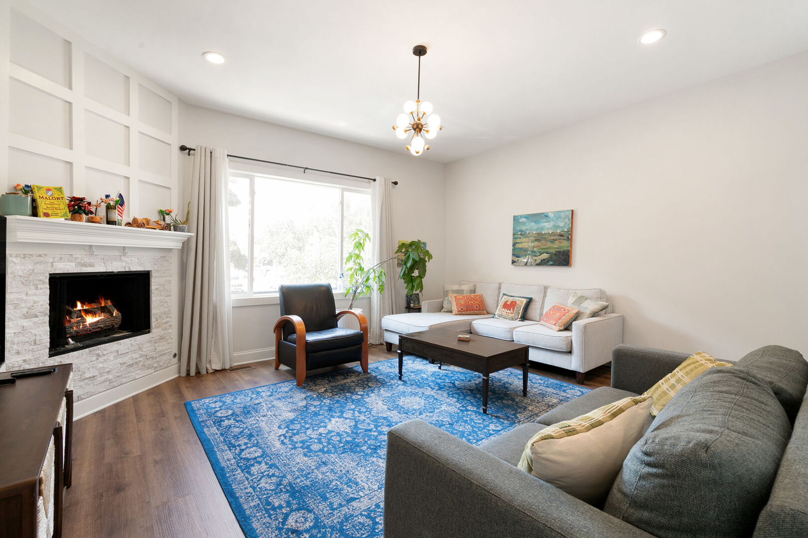 Photo 2 of Condo for sale at 471 N Armour St, Chicago, IL 60642 | MLS# 12750535 | Listing updated on 2026-09-21