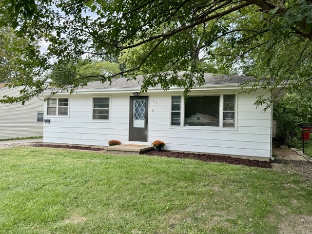 Photo 3 of Single family home for sale at 914 W Maple St, Champaign, IL 61821 | MLS# 12750802 | Listing updated on 2026-10-07