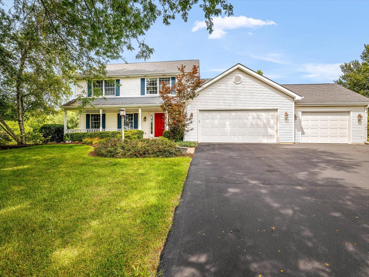 Photo 1 of Single family home for sale at 10230 Heatherridge Ln, Rockford, IL 61107 | MLS# 12751159 | Listing updated on 2026-09-24