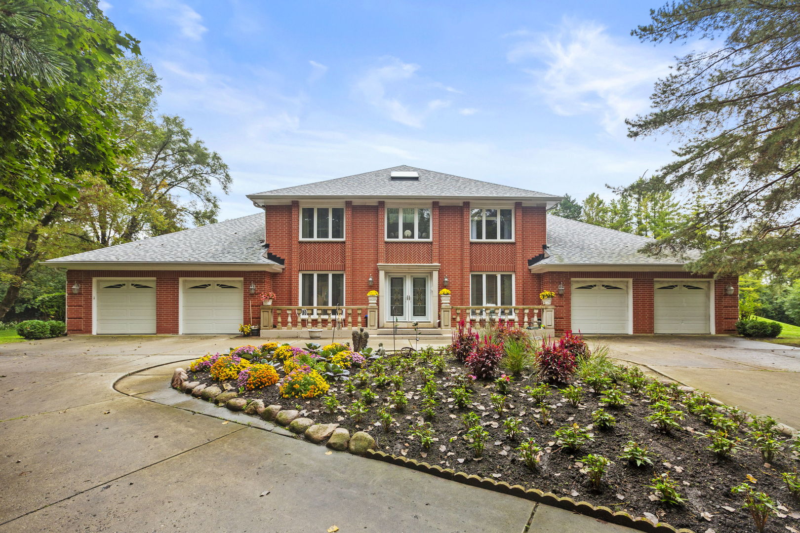 Single family home for sale at 2383 Shady Ln, Highland Park, IL 60035 | MLS# 12752199