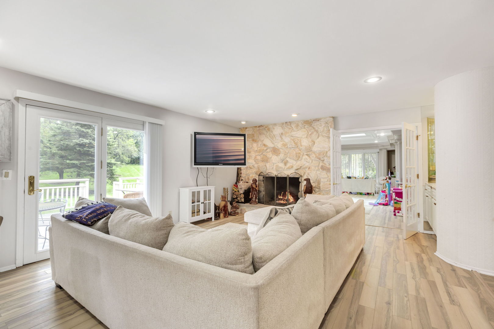 Photo 4 of Single family home for sale at 2383 Shady Ln, Highland Park, IL 60035 | MLS# 12752199 | Listing updated on 2026-09-24