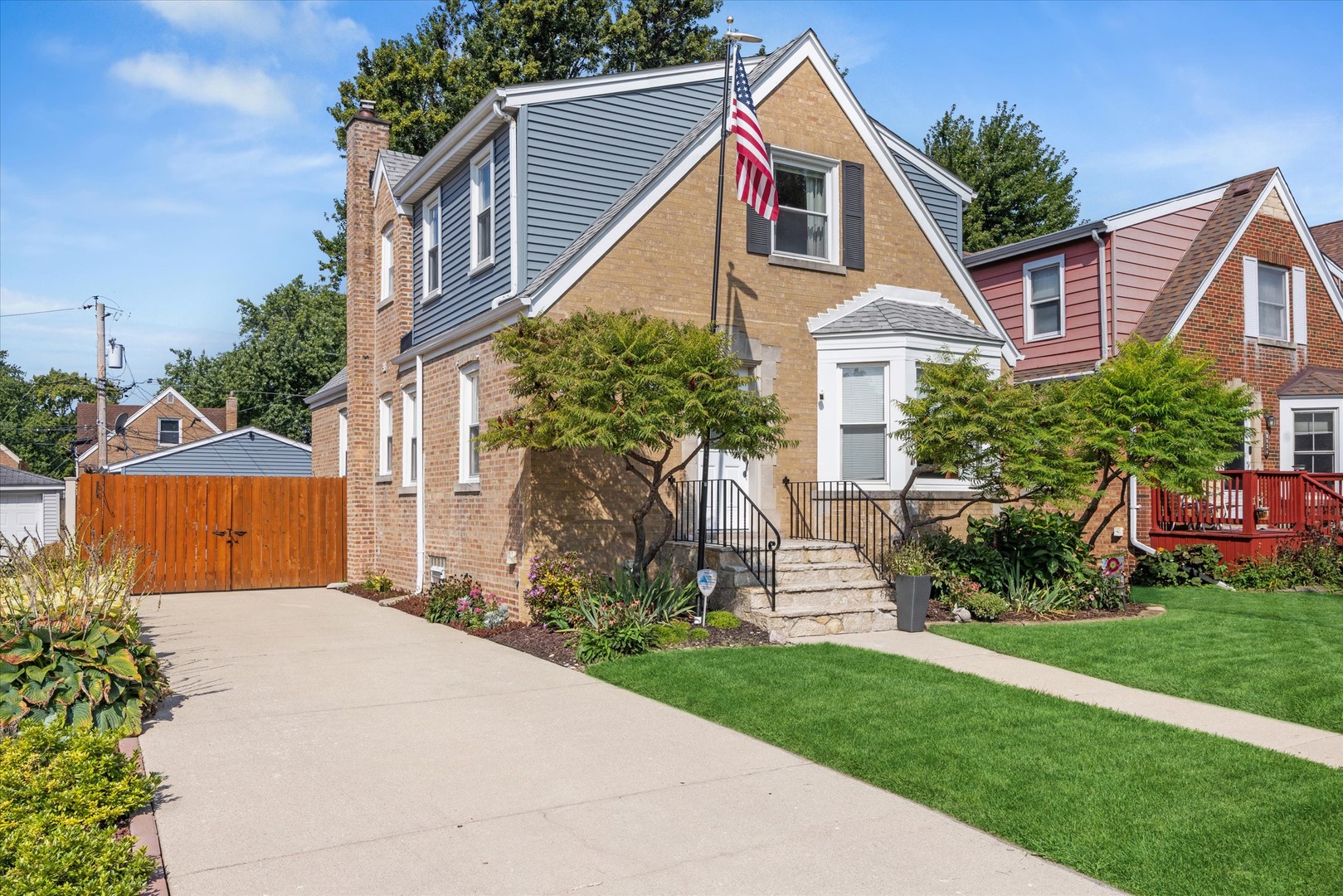 Photo 2 of Single family home for sale at (Undisclosed), Evergreen Park, IL 60805 | MLS# 12752384 | Listing updated on 2026-09-21