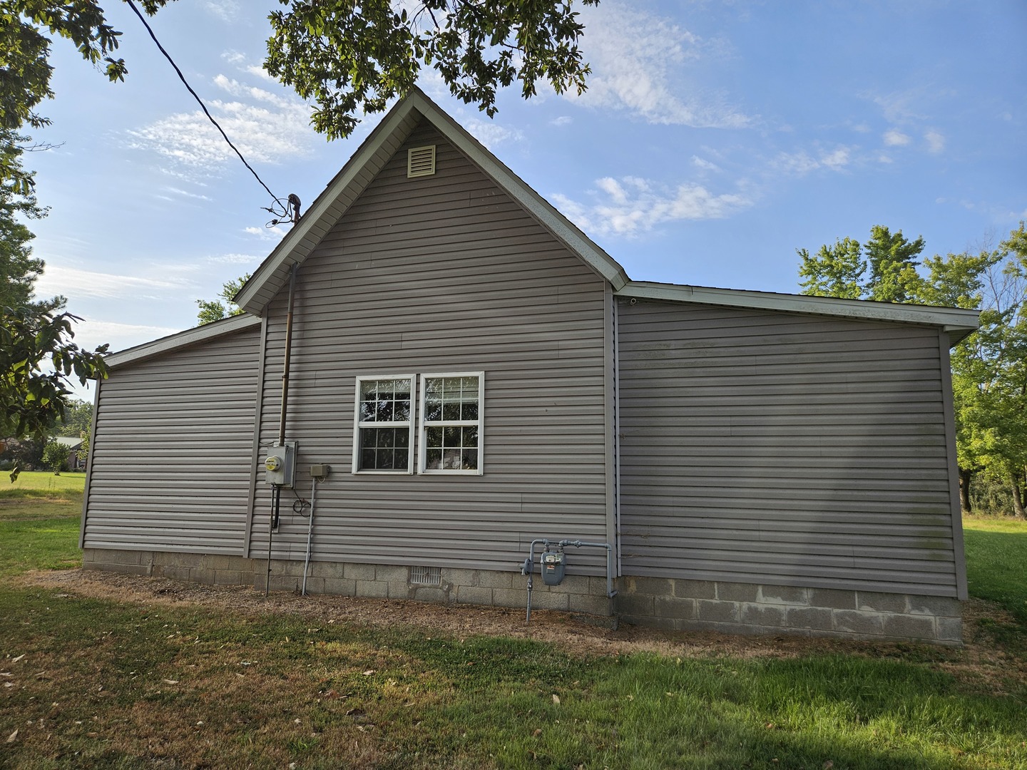 Photo 3 of Sale Pending at 9815 Stotlar Rd, Marion, IL 62959 | MLS# 12755496 | Listing updated on 2026-09-21