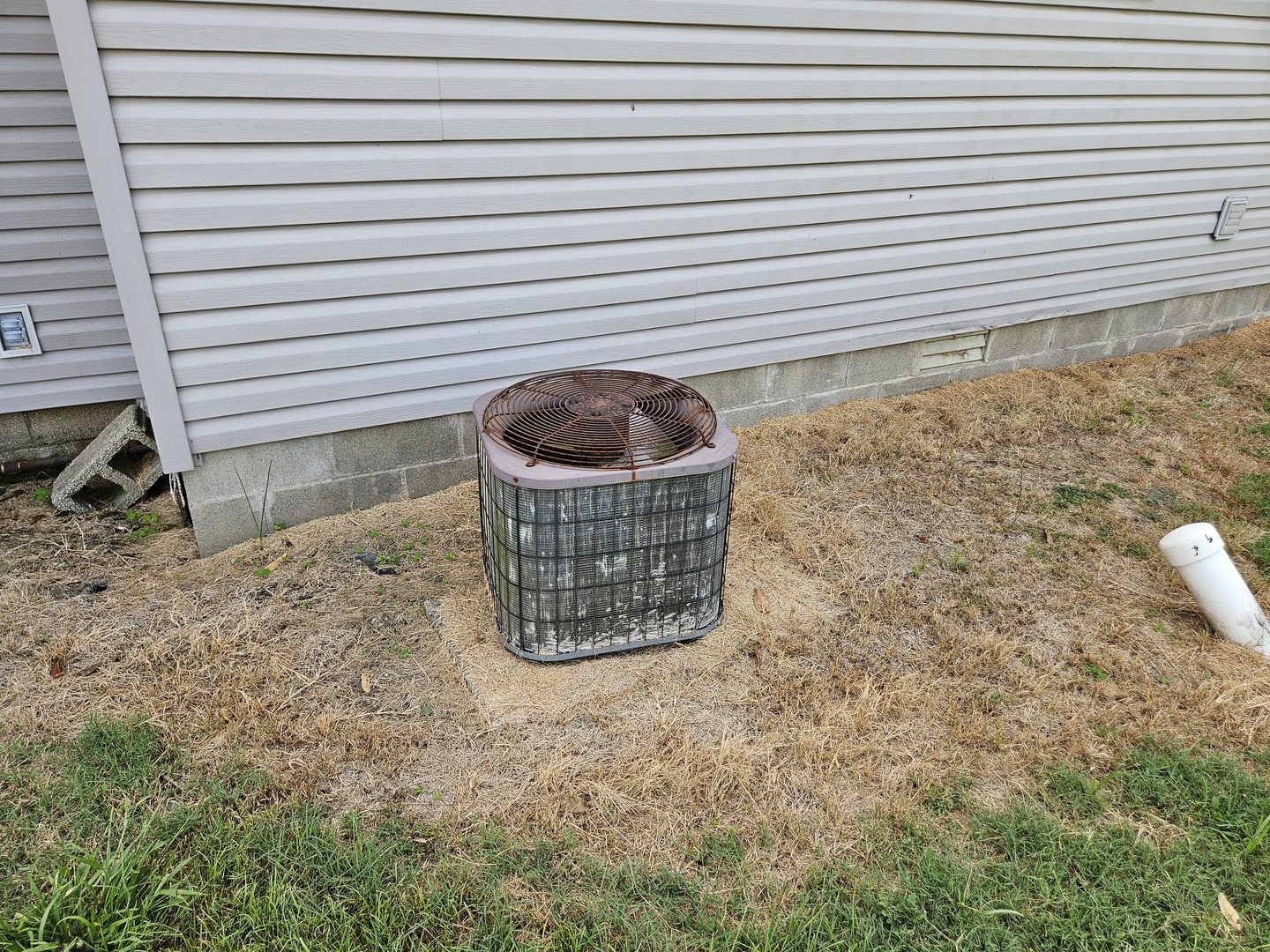 Photo 4 of Sale Pending at 9815 Stotlar Rd, Marion, IL 62959 | MLS# 12755496 | Listing updated on 2026-09-21