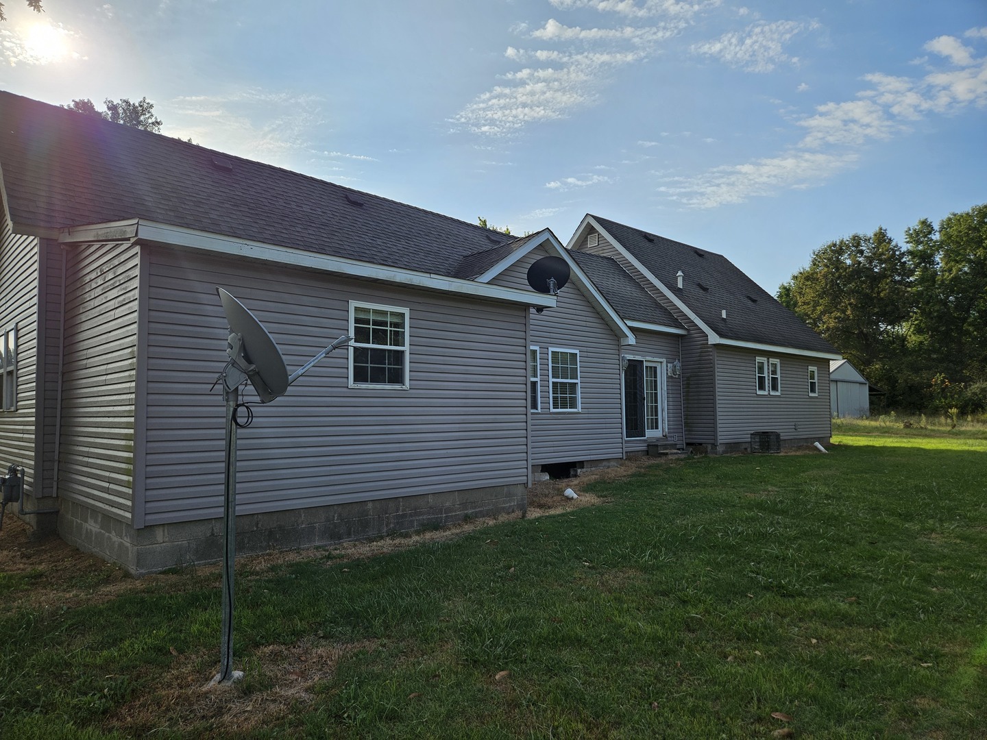 Photo 3 of Sale Pending at 9815 Stotlar Rd, Marion, IL 62959 | MLS# 12755496 | Listing updated on 2026-09-21