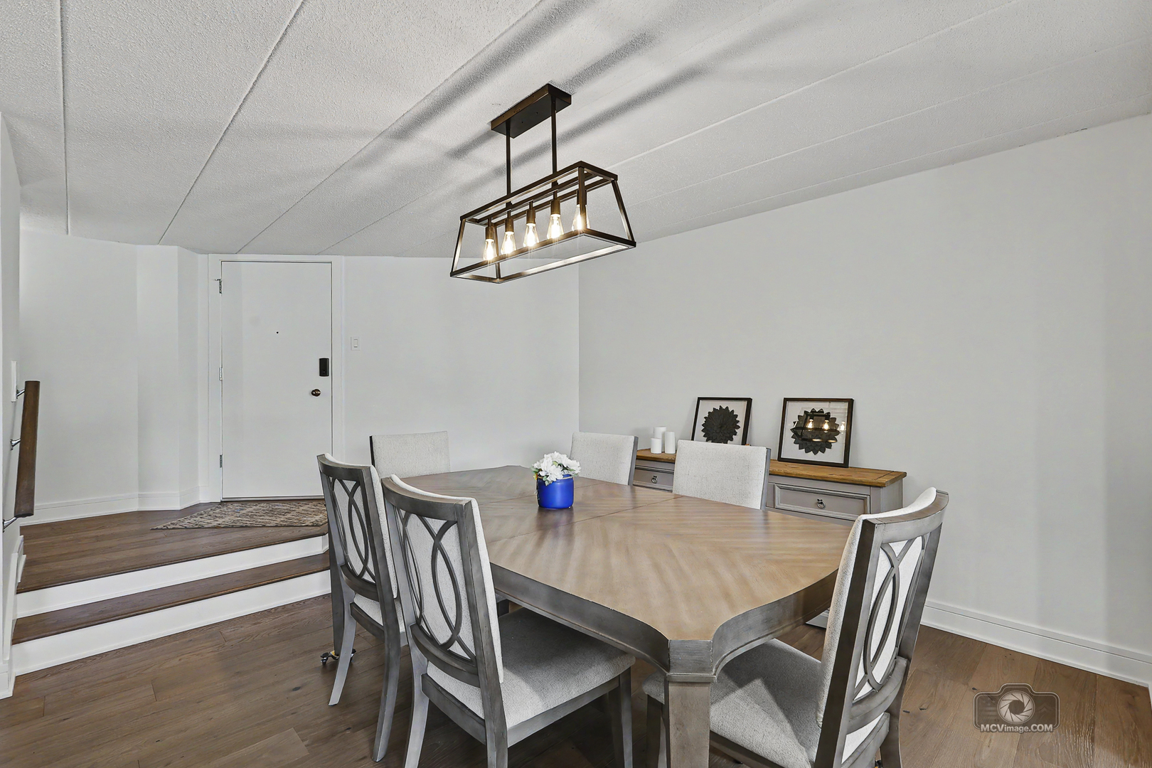 Listing Photo 5 - Condo for sale in building located at 7739 W Arquilla Dr, Palos Heights, IL 60463 - Unit #1B