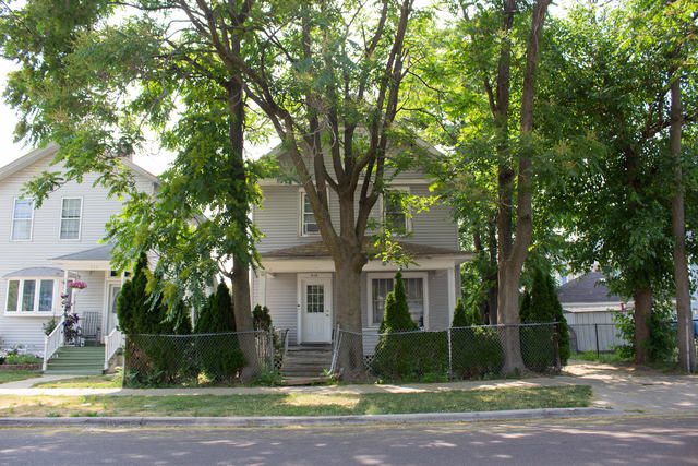 Single family home for sale at 218 Beach St, Aurora, IL 60505 | MLS# 12756156