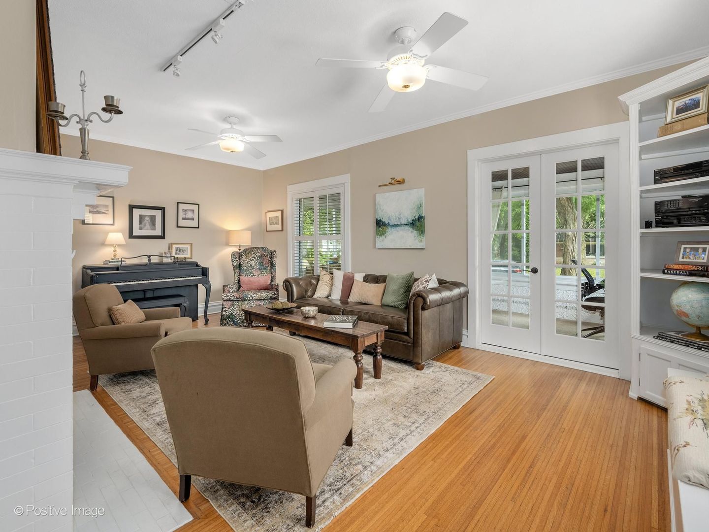 Photo 4 of Single family home for sale at 500 N Ashland Ave, La Grange Park, IL 60526 | MLS# 12757410 | Listing updated on 2026-09-21