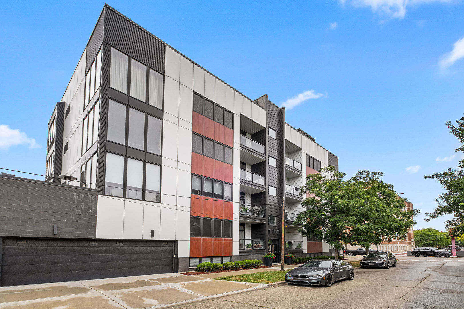 Condo for sale at 1300 N Claremont Ave #1E, Chicago, IL 60622 | MLS# 12757486