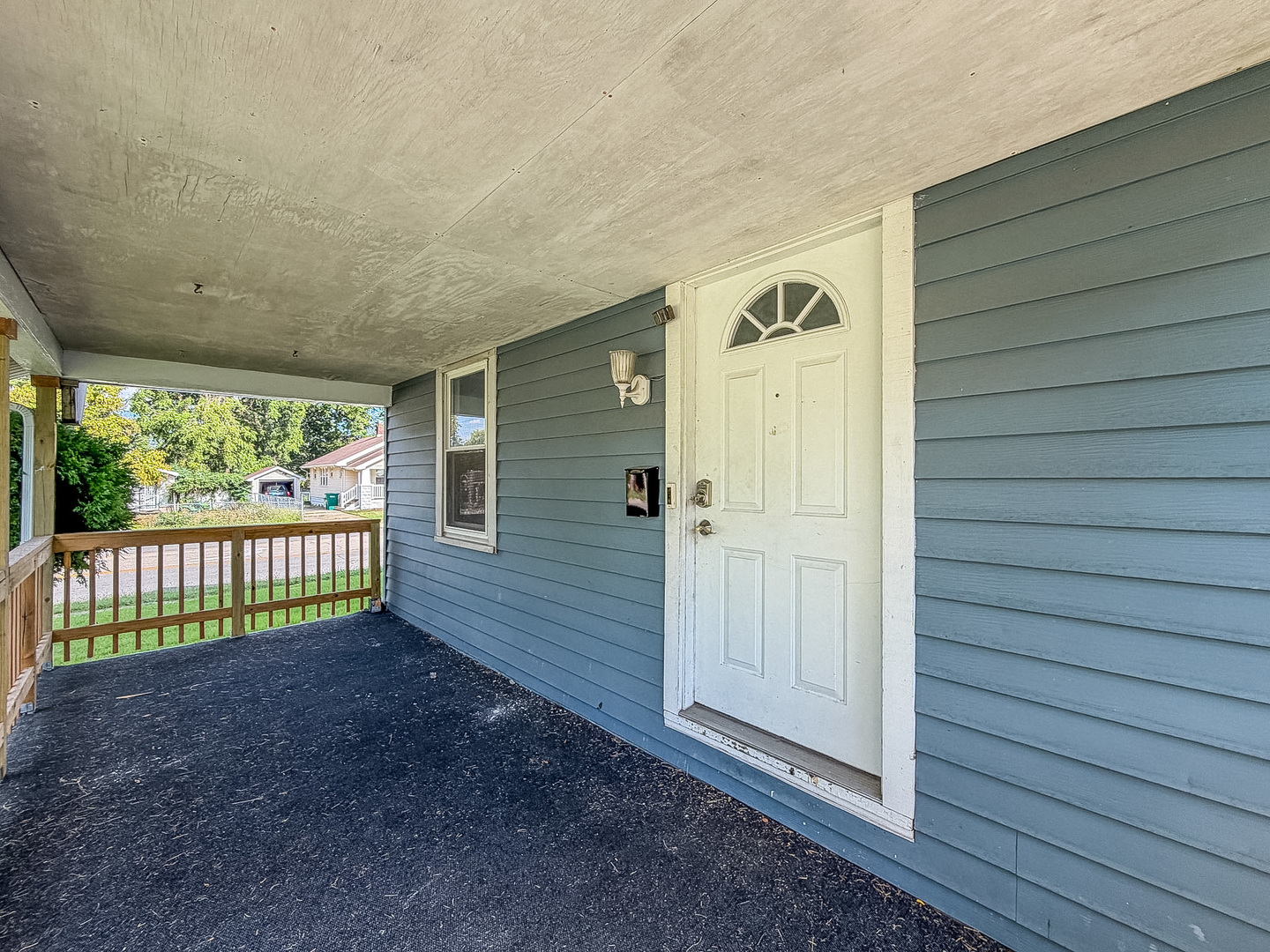 Photo 1 of Single family home for sale at 2195 E Decatur St, Decatur, IL 62521 | MLS# 12758773 | Listing updated on 2026-09-24