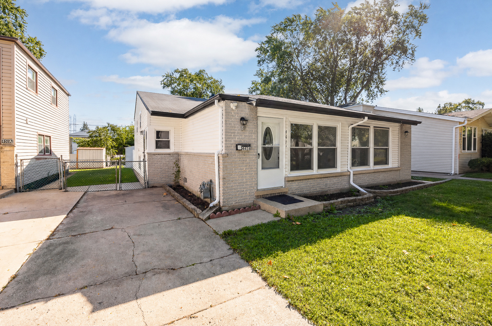 Photo 1 of Multi family home for sale at 441 N 4th Avenue #B, Des Plaines, IL 60016 | MLS# 12759683 | Listing updated on 2026-10-07