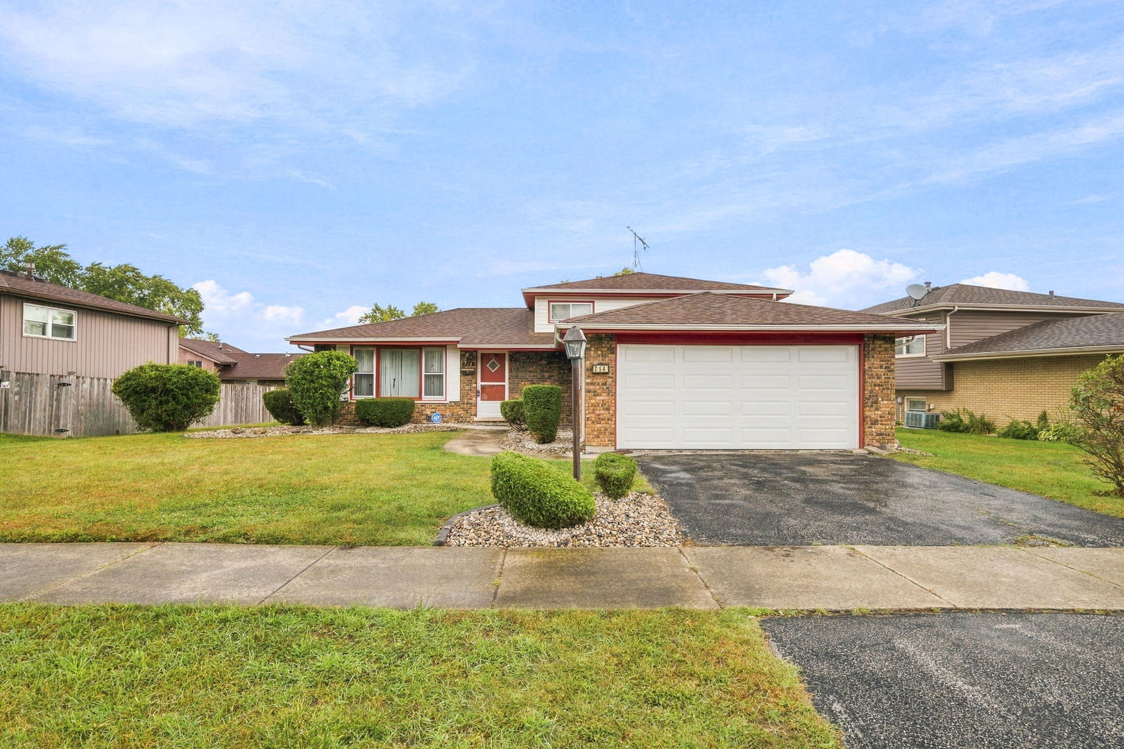 Photo 2 of Single family home for sale at 714 E 194th Street, Glenwood, IL 60425 | MLS# 12759897 | Listing updated on 2026-09-24