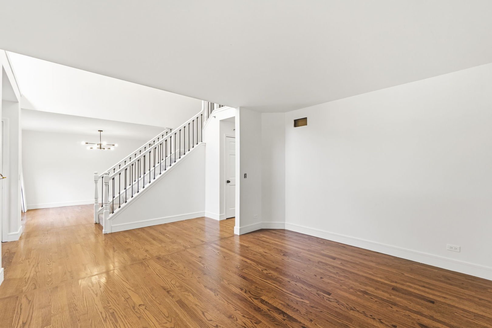 Photo 3 of Single family home for sale at 13307 Millbank Dr, Plainfield, IL 60585 | MLS# 12761829 | Listing updated on 2026-09-24