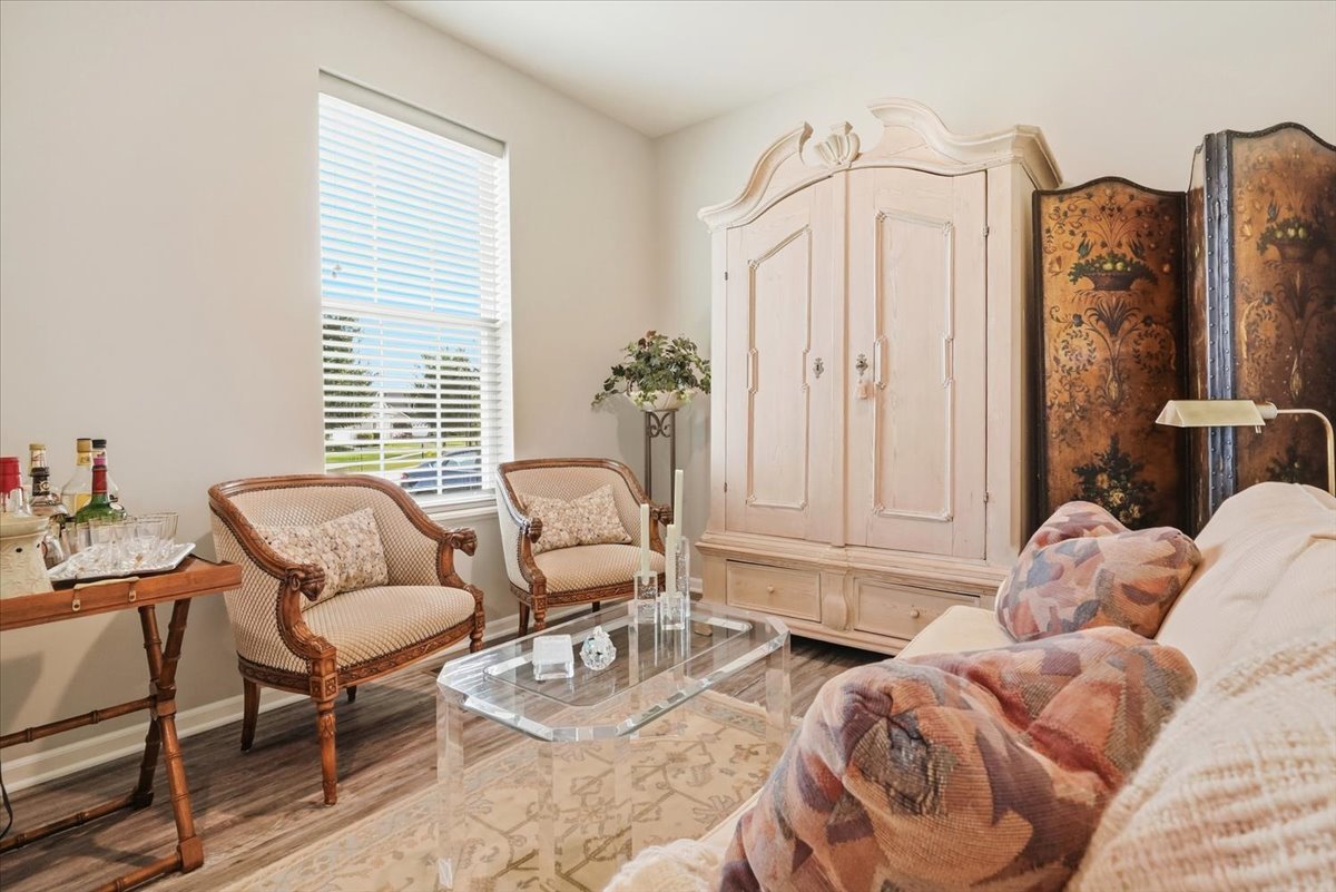 Photo 3 of Single family home for sale at 1812 Alta Dr, Volo, IL 60020 | MLS# 12762045 | Listing updated on 2026-09-21