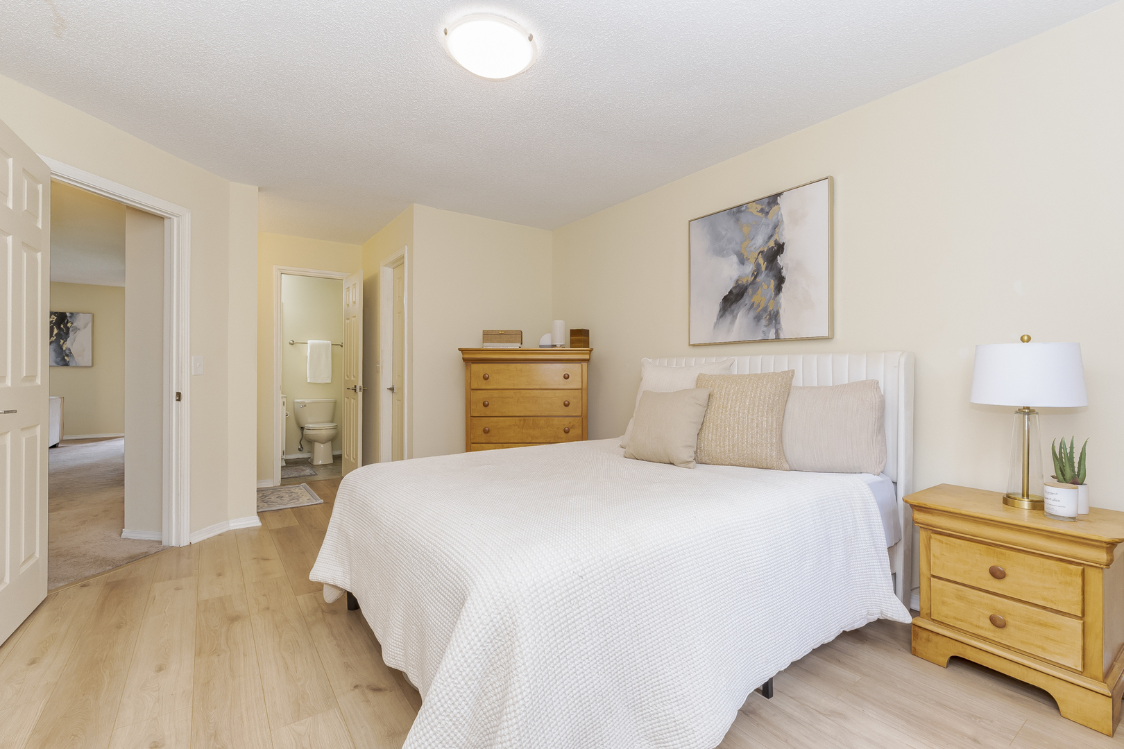 Photo 3 of Condo for sale at 903 N Linden St #140, Normal, IL 61761 | MLS# 12762126 | Listing updated on 2026-09-21