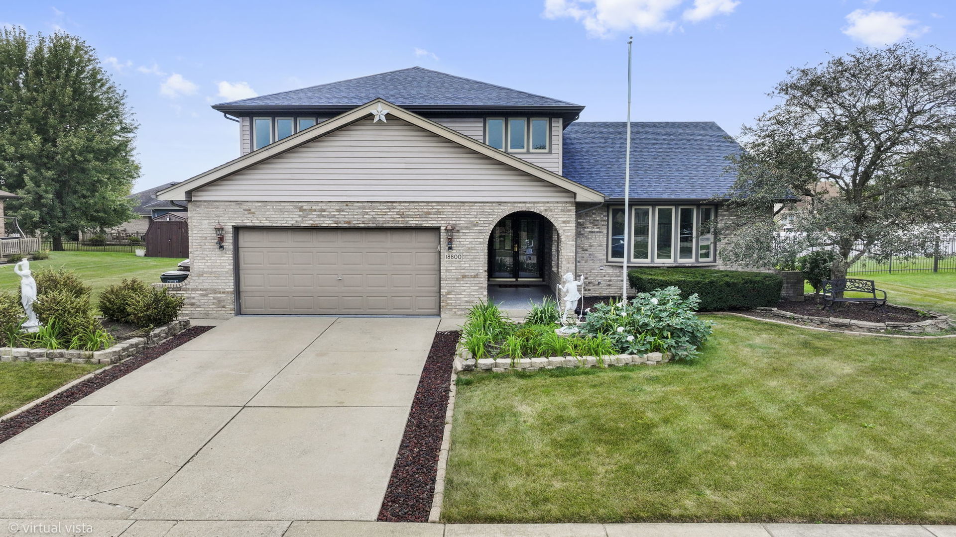 Photo 2 of Single family home for sale at 18800 Dickens Dr, Mokena, IL 60448 | MLS# 12762426 | Listing updated on 2026-09-24