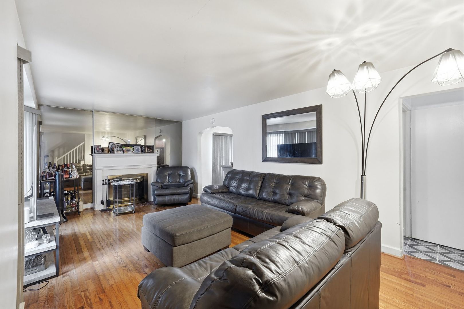 Photo 3 of Single family home for sale at 7559 S Hoyne Ave, Chicago, IL 60620 | MLS# 12762754 | Listing updated on 2026-09-24