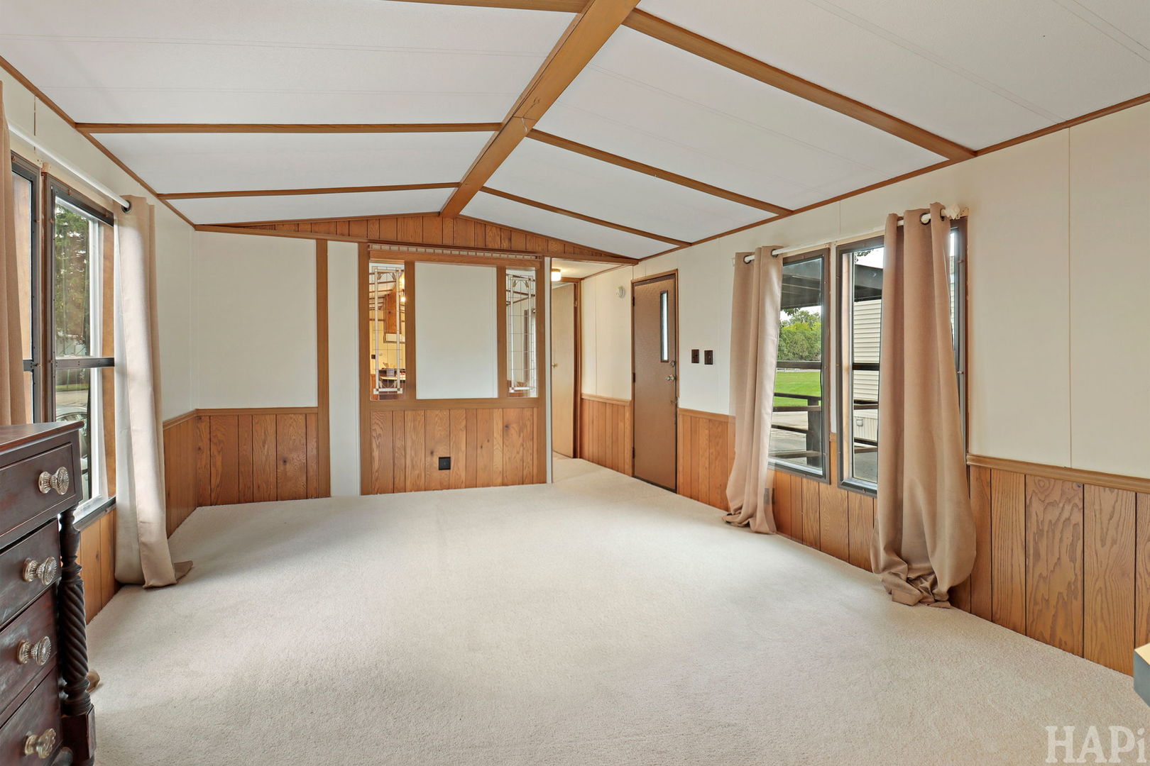 Photo 3 of Manufactured home for sale at 32605 N Center Ln, Grayslake, IL 60030 | MLS# 12762961 | Listing updated on 2026-09-24