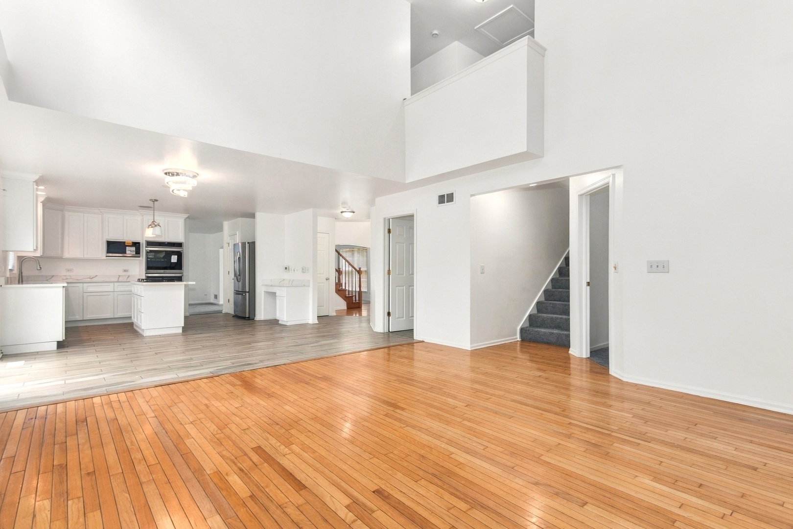 Photo 2 of Single family home for sale at 199 Willowwood Dr, Oswego, IL 60543 | MLS# 12763341 | Listing updated on 2026-09-24