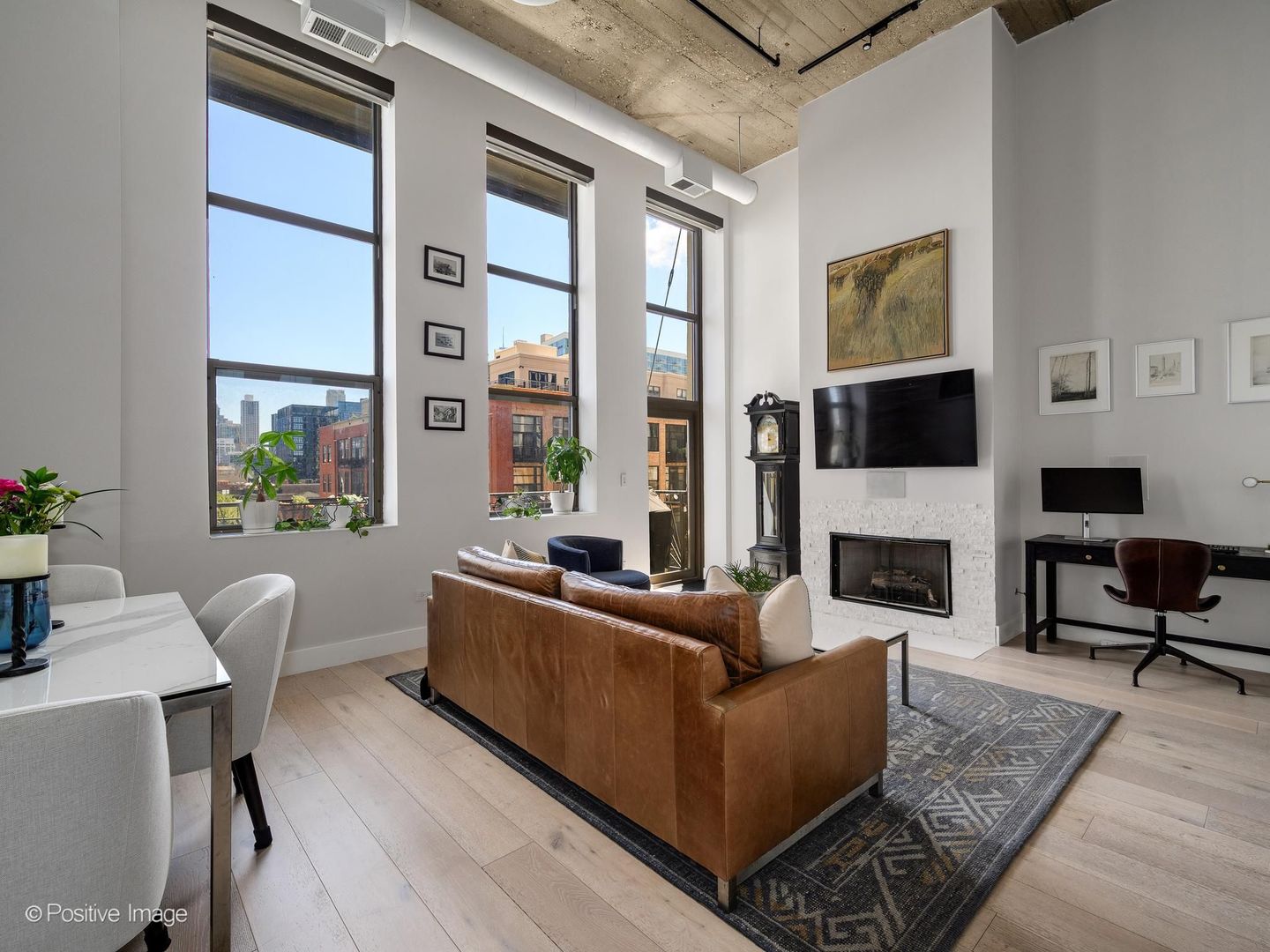 Photo 3 of Condo for sale at 758 N Larrabee St #523, Chicago, IL 60654 | MLS# 12763405 | Listing updated on 2026-09-24