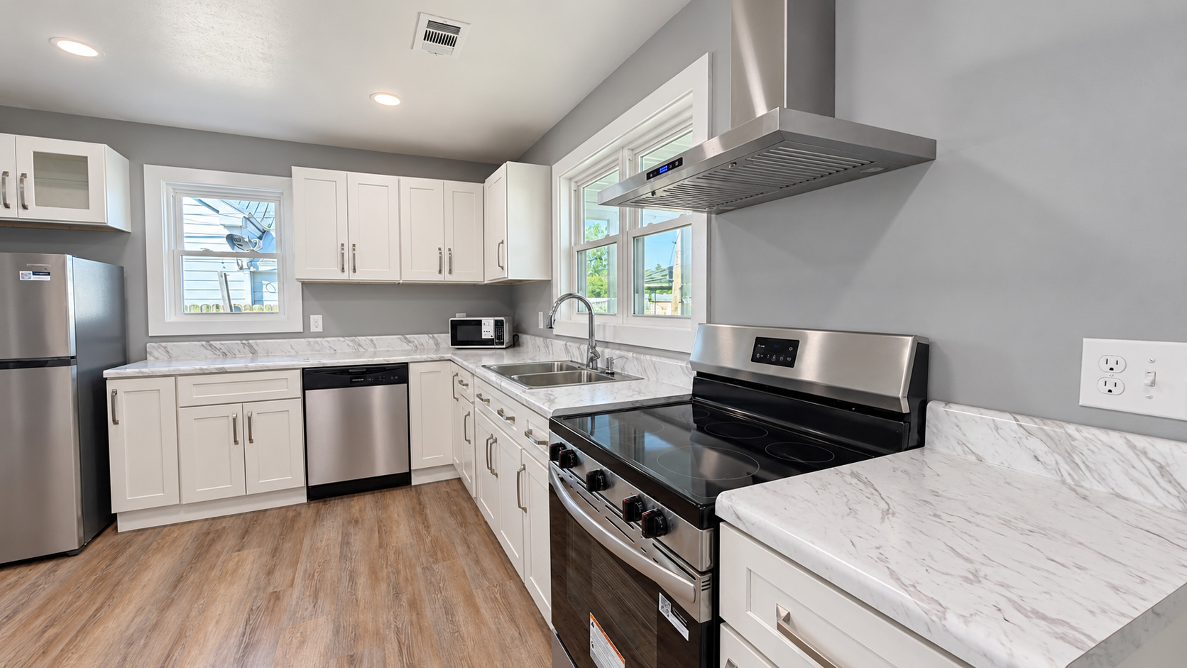 Photo 3 of Single family home for sale at 710 Catherine St, Metropolis, IL 62960 | MLS# 12763410 | Listing updated on 2026-09-24