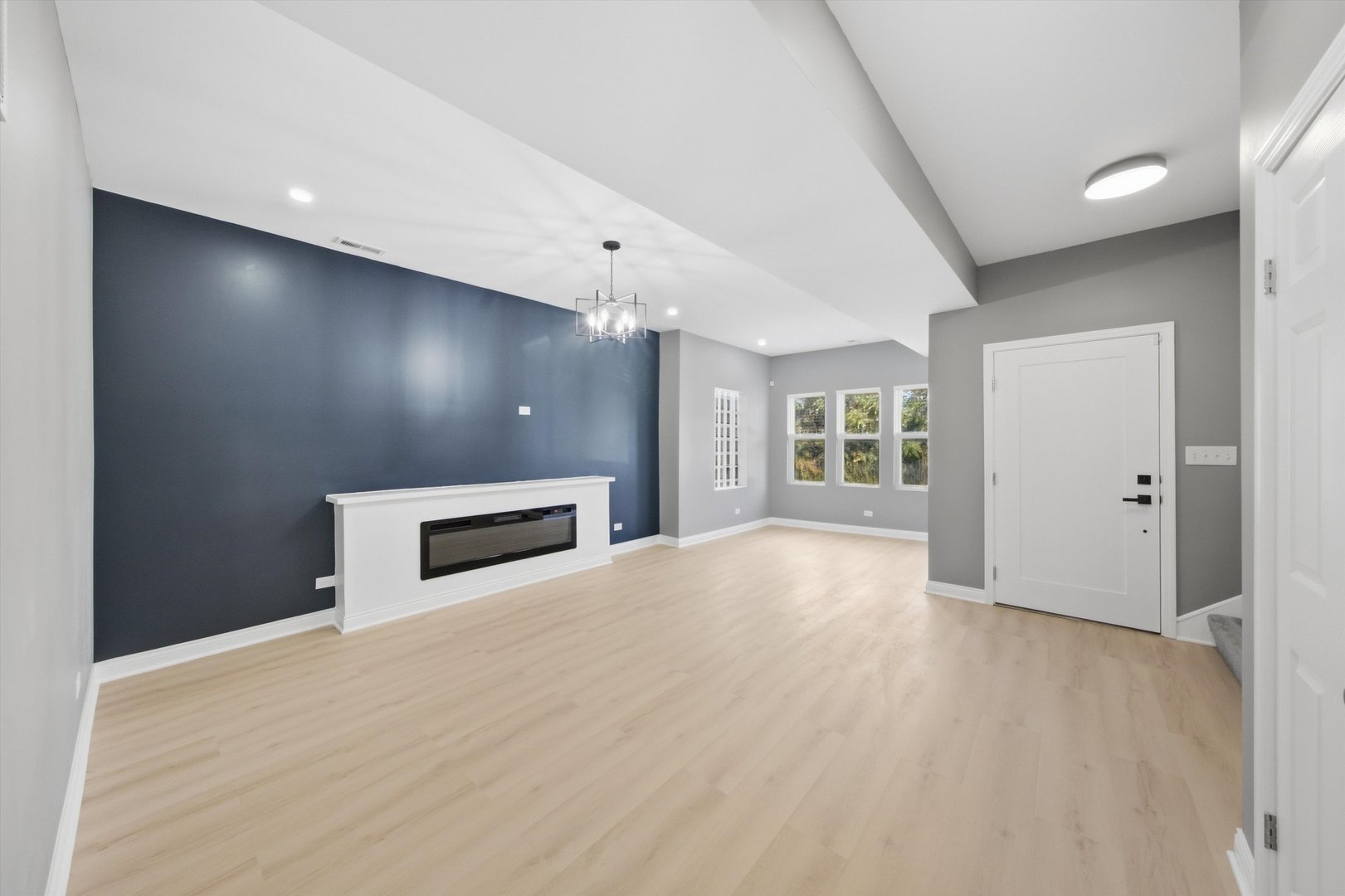 Photo 2 of Single family home for sale at 7240 S Lafayette Ave, Chicago, IL 60621 | MLS# 12763534 | Listing updated on 2026-09-24