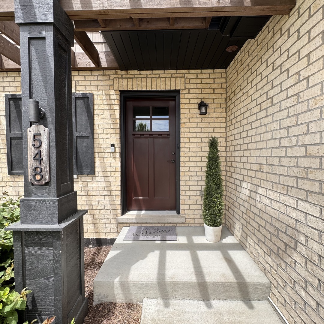 Photo 2 of Townhouse for sale at 548 Mihelich Ln, Lockport, IL 60441 | MLS# 12763645 | Listing updated on 2026-09-24