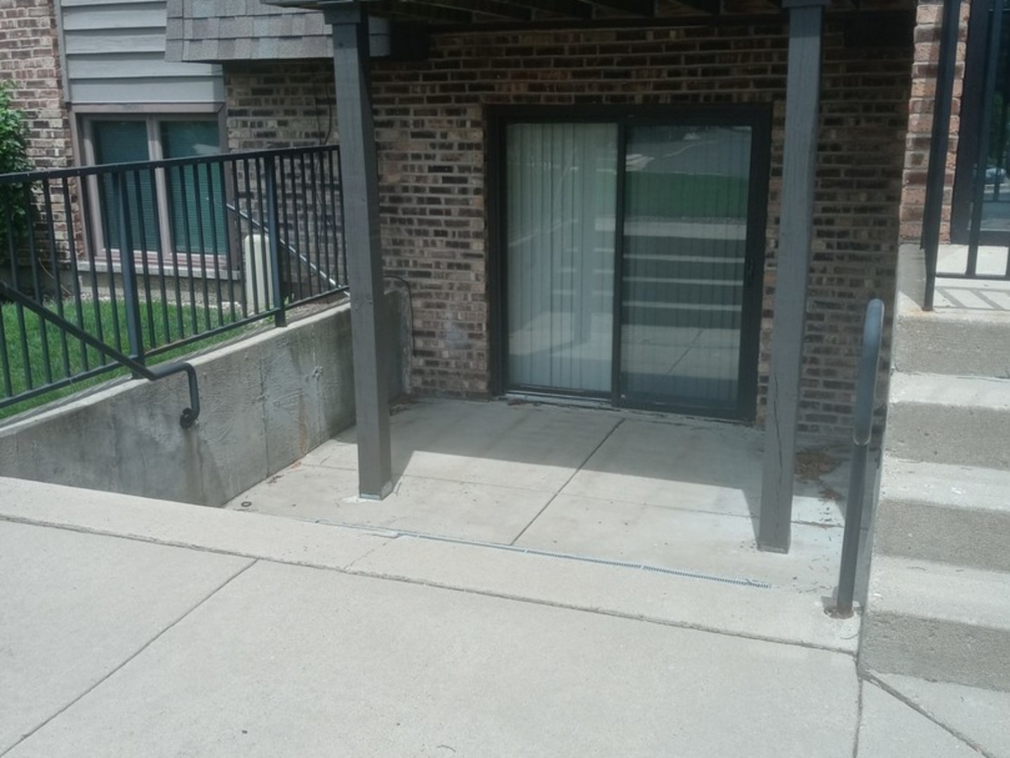 Photo 3 of Condo for sale at 1480 Stonebridge Cir #D-1, Wheaton, IL 60189 | MLS# 12763661 | Listing updated on 2026-09-24