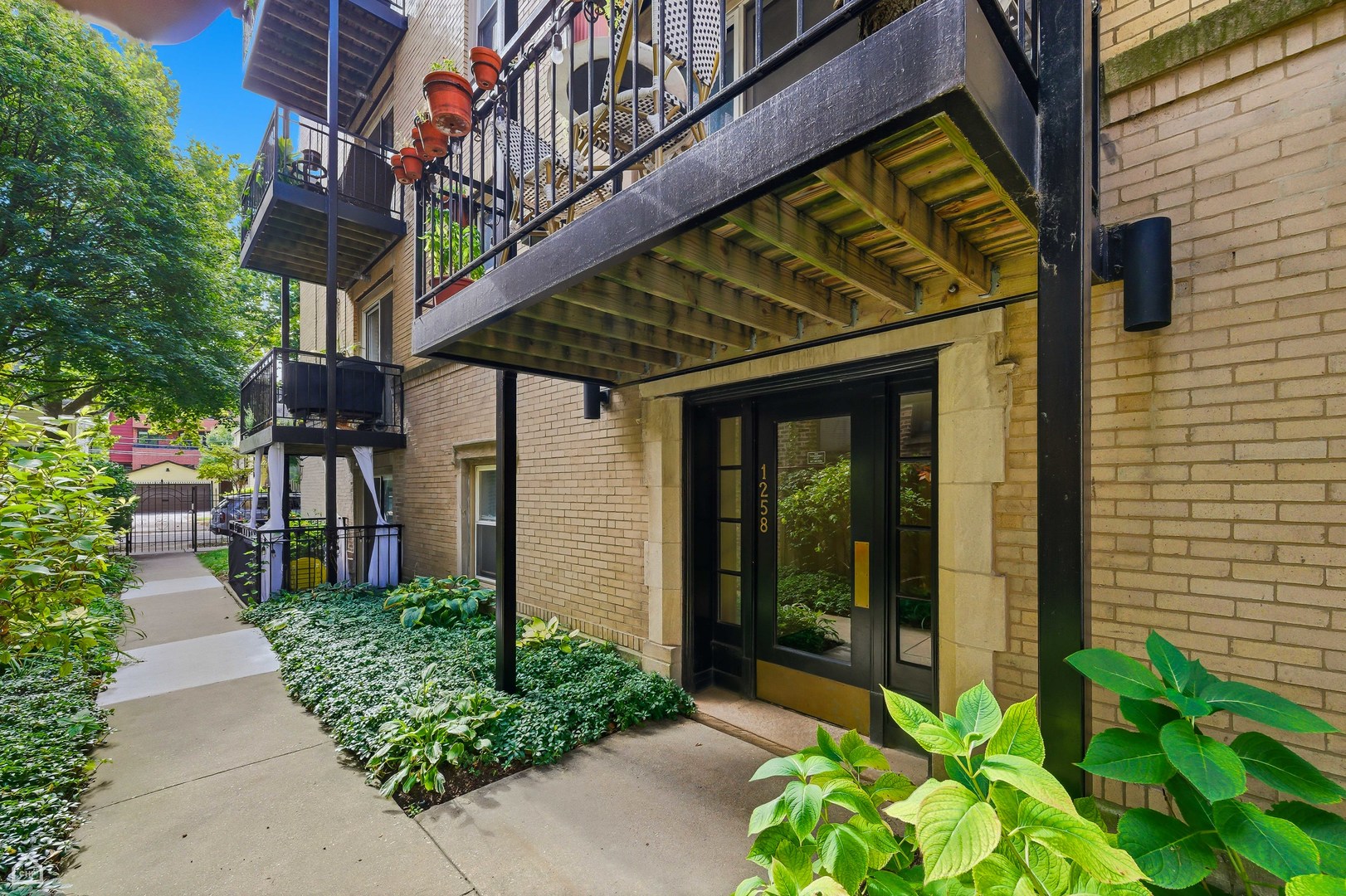 Photo 2 of Condo for sale at 1258 W Winona St #4B, Chicago, IL 60640 | MLS# 12763794 | Listing updated on 2026-09-21