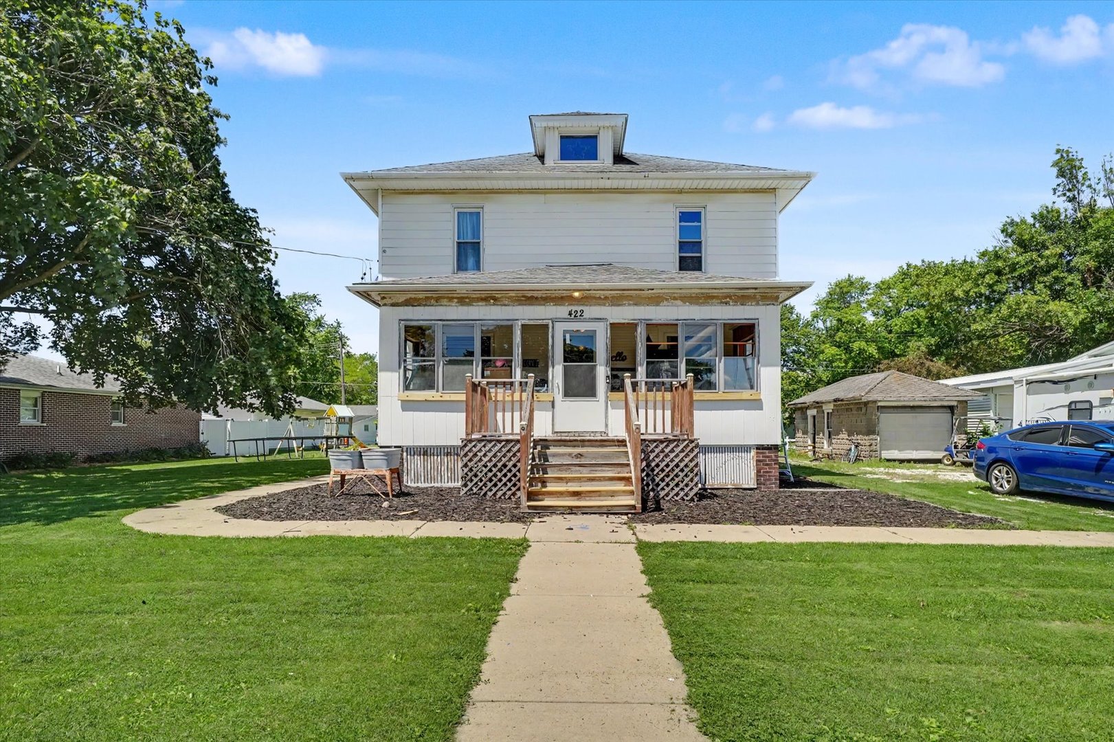 Photo 1 of Single family home for sale at 422 N 2nd Street, Cissna Park, IL 60924 | MLS# 12763845 | Listing updated on 2026-09-24