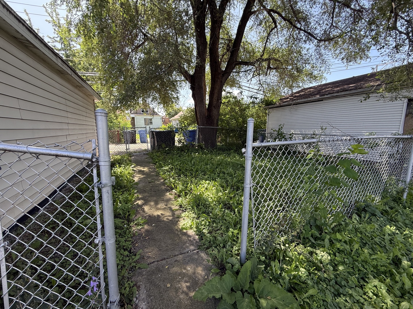 Photo 1 of Single family home for sale at 1213 W 96th Street, Chicago, IL 60643 | MLS# 12763899 | Listing updated on 2026-09-24