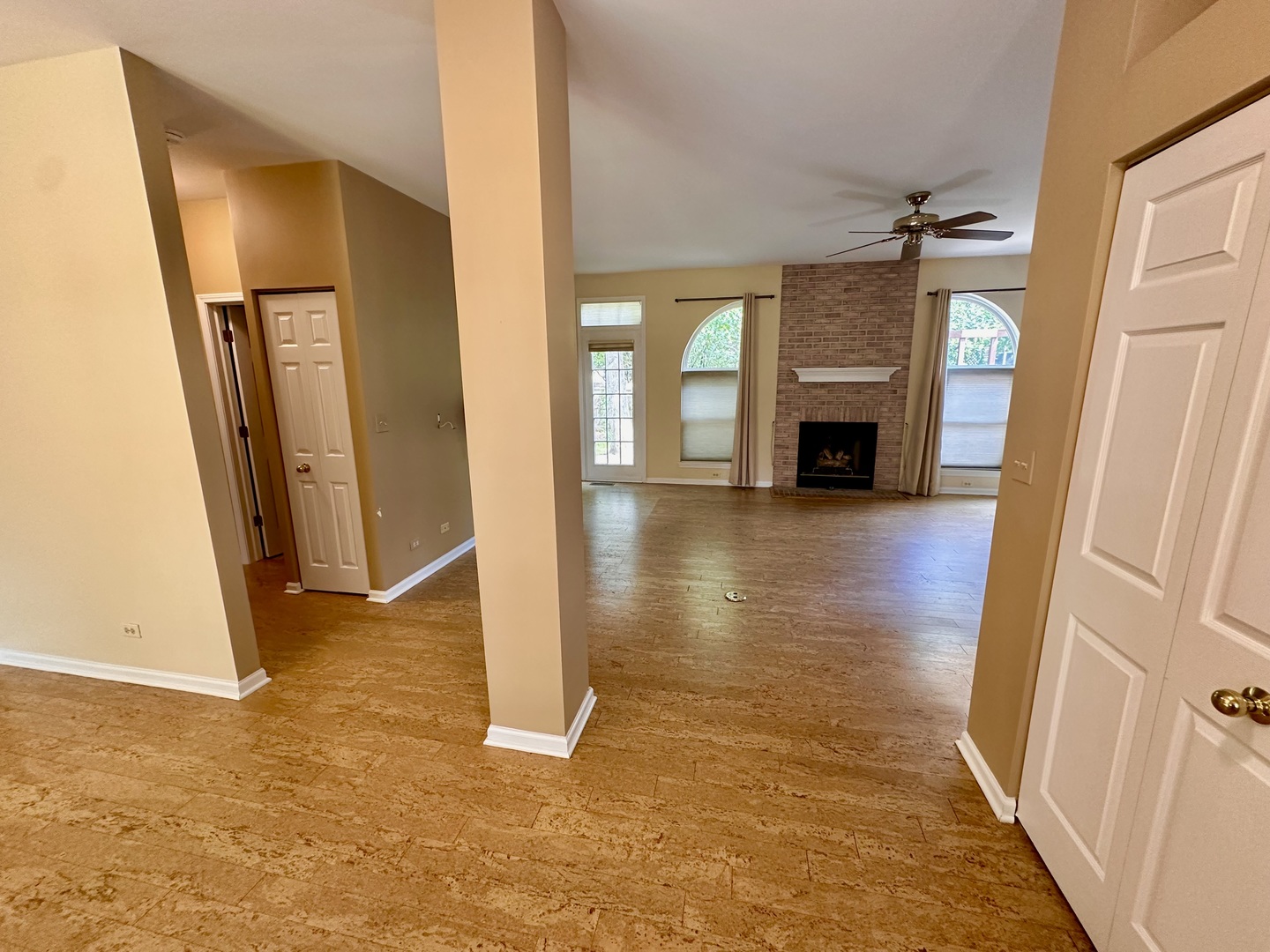 Photo 4 of Single family home for sale at 1896 School House Ln, Aurora, IL 60506 | MLS# 12763935 | Listing updated on 2026-09-24