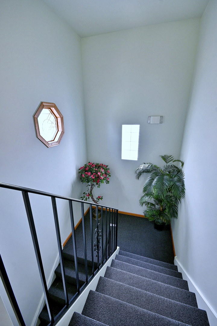 Photo 4 of Condo for sale at 2511 N 74th Avenue #3, Elmwood Park, IL 60707 | MLS# 12763950 | Listing updated on 2026-09-24