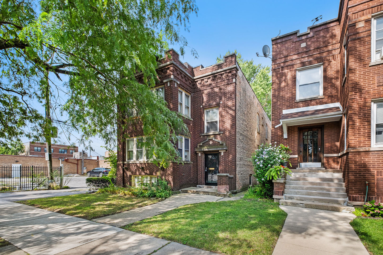 Photo 2 of Multi family home for sale at 4816 N Kildare Ave, Chicago, IL 60630 | MLS# 12764068 | Listing updated on 2026-09-24