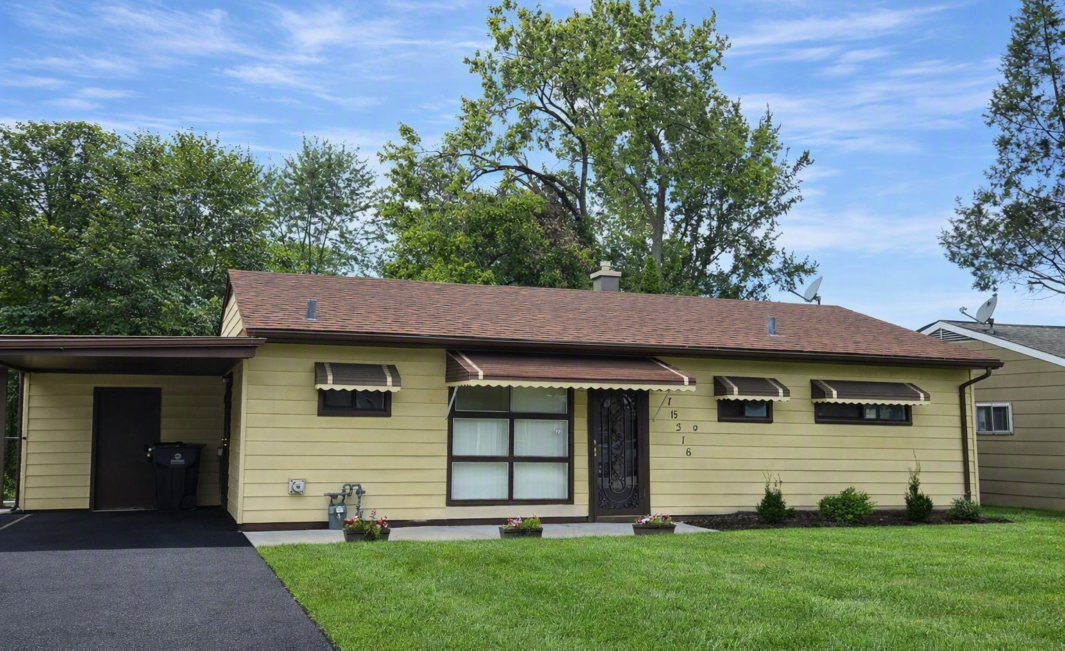 Photo 1 of Single family home for sale at 16516 Spaulding Ave, Markham, IL 60428 | MLS# 12764089 | Listing updated on 2026-09-24
