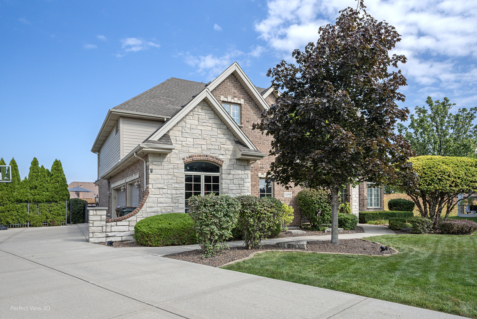Photo 2 of Single family home for sale at 12408 Lajunta Ct, Mokena, IL 60448 | MLS# 12764113 | Listing updated on 2026-09-24