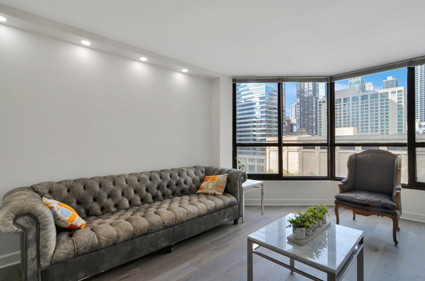 Photo 3 of Condo for sale at 405 N Wabash Ave #314, Chicago, IL 60611 | MLS# 12764114 | Listing updated on 2026-09-24
