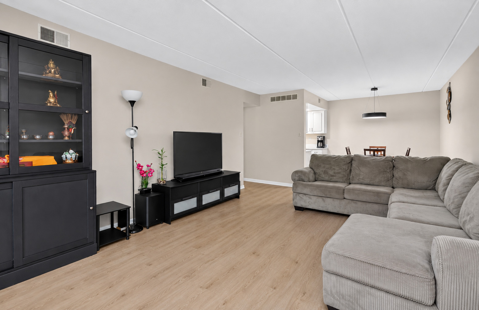 Photo 3 of Condo for sale at 8020 Woodglen Ln #202, Downers Grove, IL 60516 | MLS# 12764914 | Listing updated on 2026-09-21