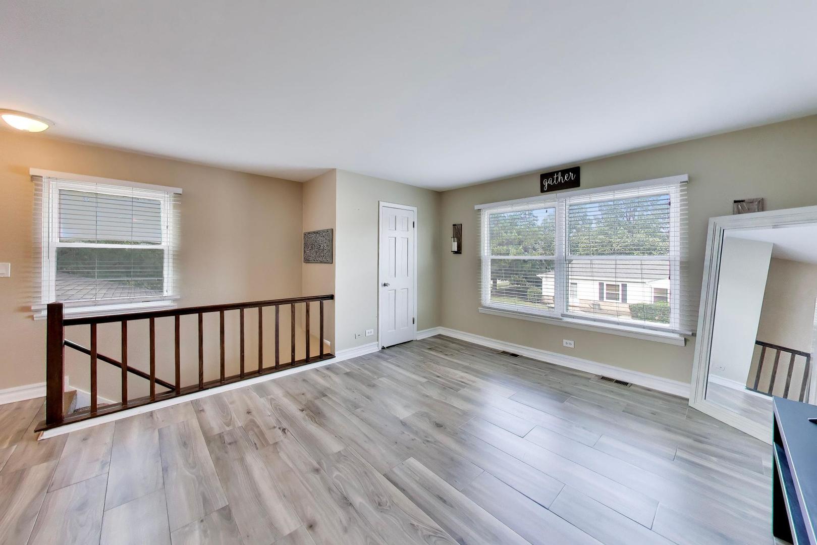 Photo 4 of Townhouse for sale at 758 Moore Dr #758, Elk Grove Village, IL 60007 | MLS# 12765042 | Listing updated on 2026-09-21